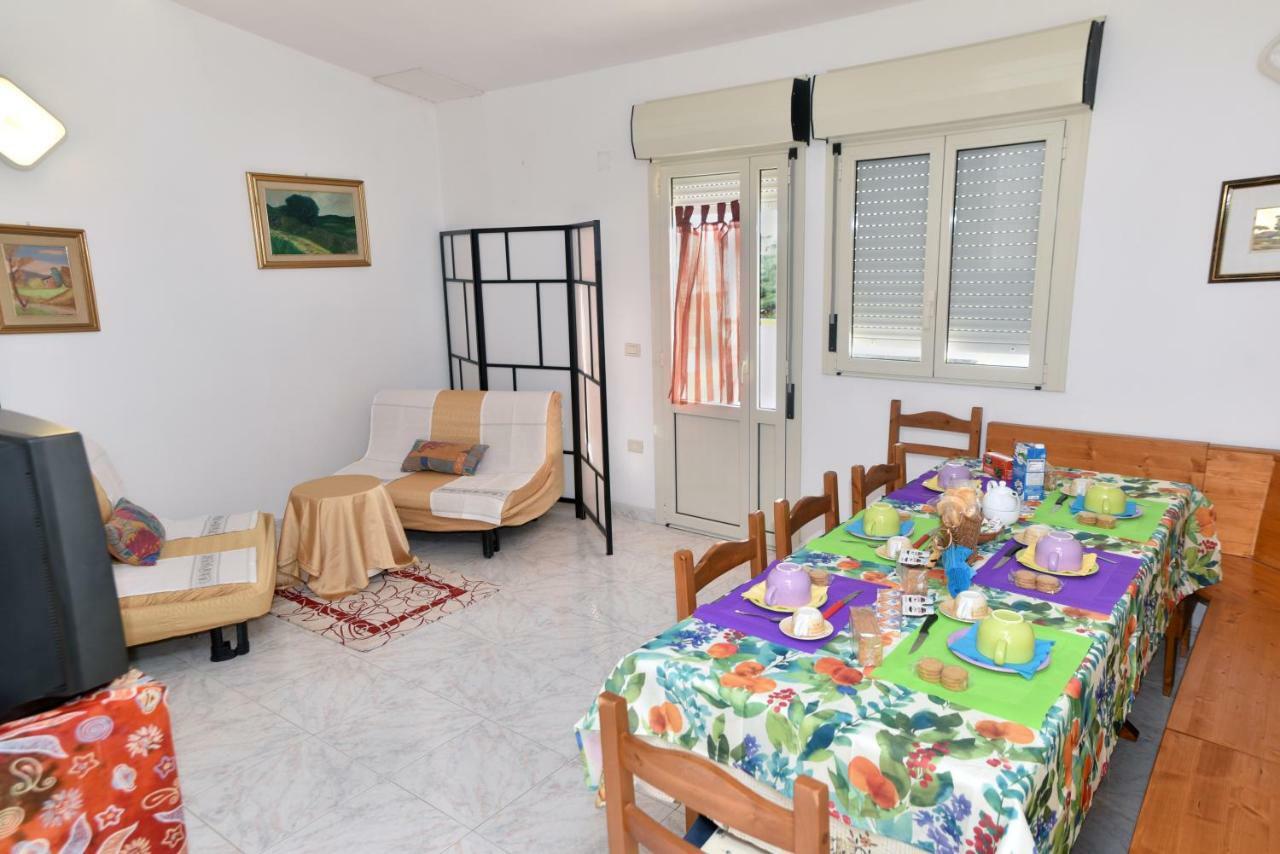 B&B Sa Pintadera Muravera Exteriér fotografie